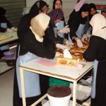 Gazan women baking pastries Photo : EC/ECHO/Daniela Cavini